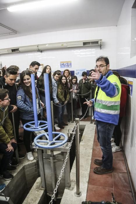 Escolares del IES Monte Naranco visitan la estación depuradora de aguas residuales de Malpica