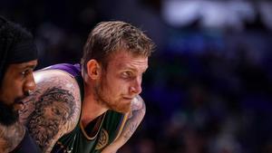 Olek Balcerowski se torció un tobillo el martes en Chalon.