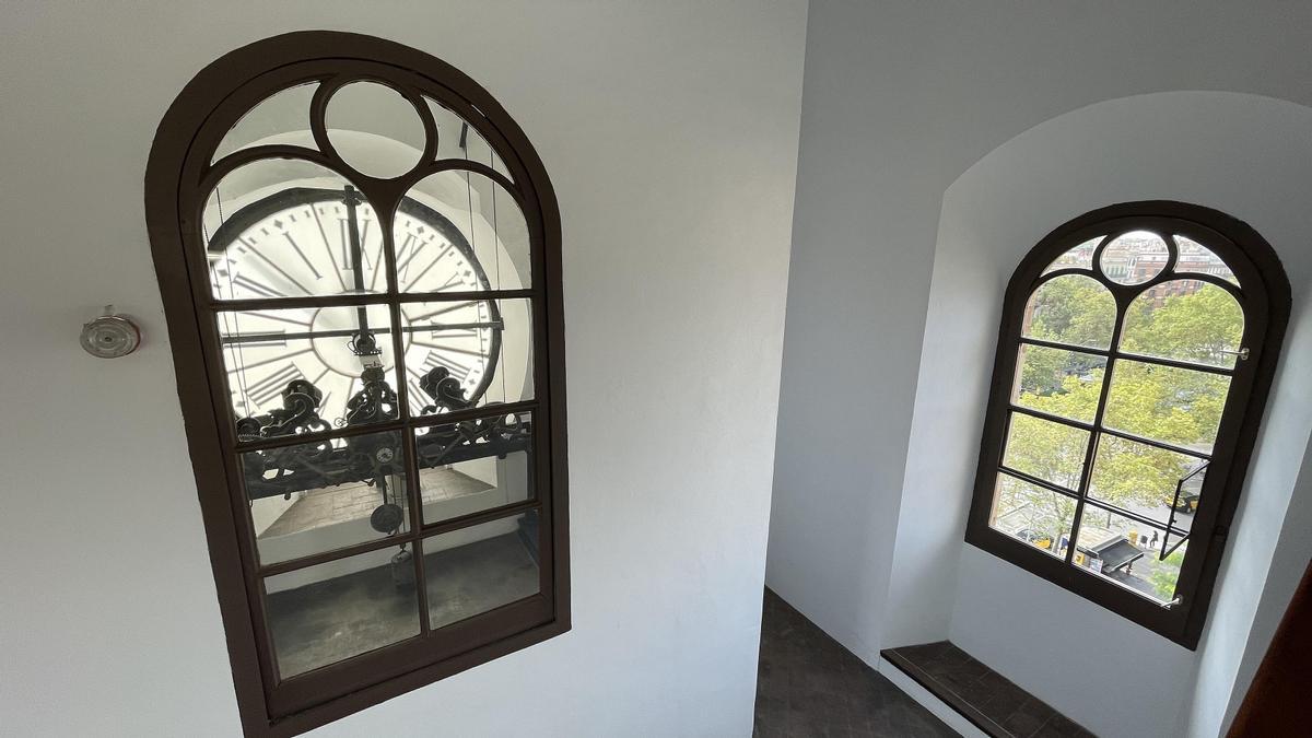 La UB abre al público la Torre del Rellotge tras su restauración