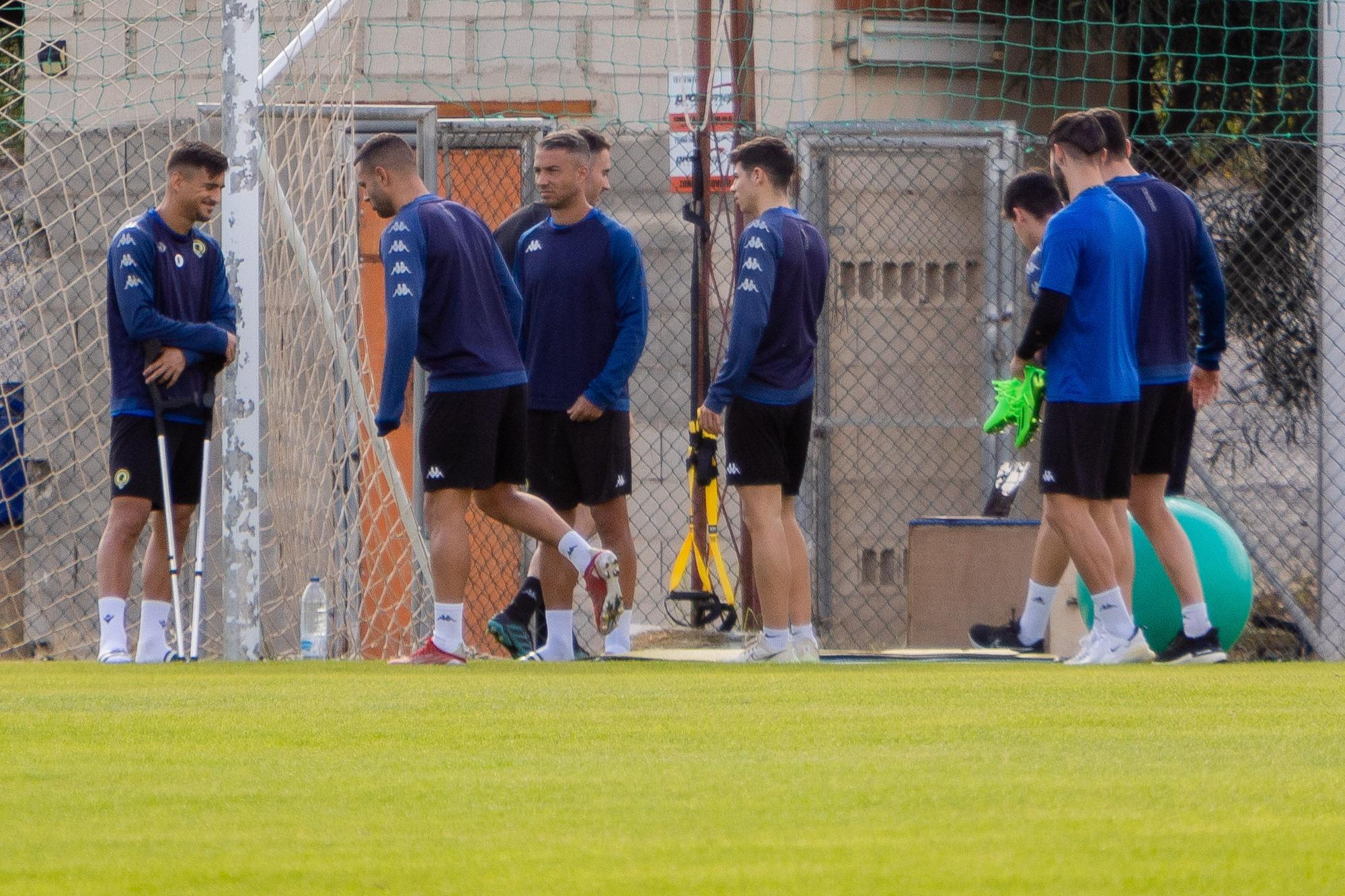 Primer entrenamiento de Lolo Escobar, nuevo entrenador del Hércules