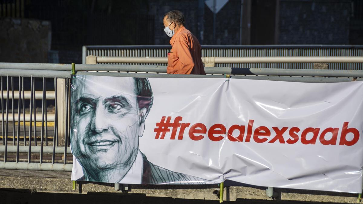 Una pancarta en Caracas a favor de la liberación de Alex Saab.