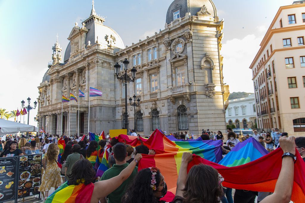 Marcha del colectivo LGTBI+ en Cartagena.