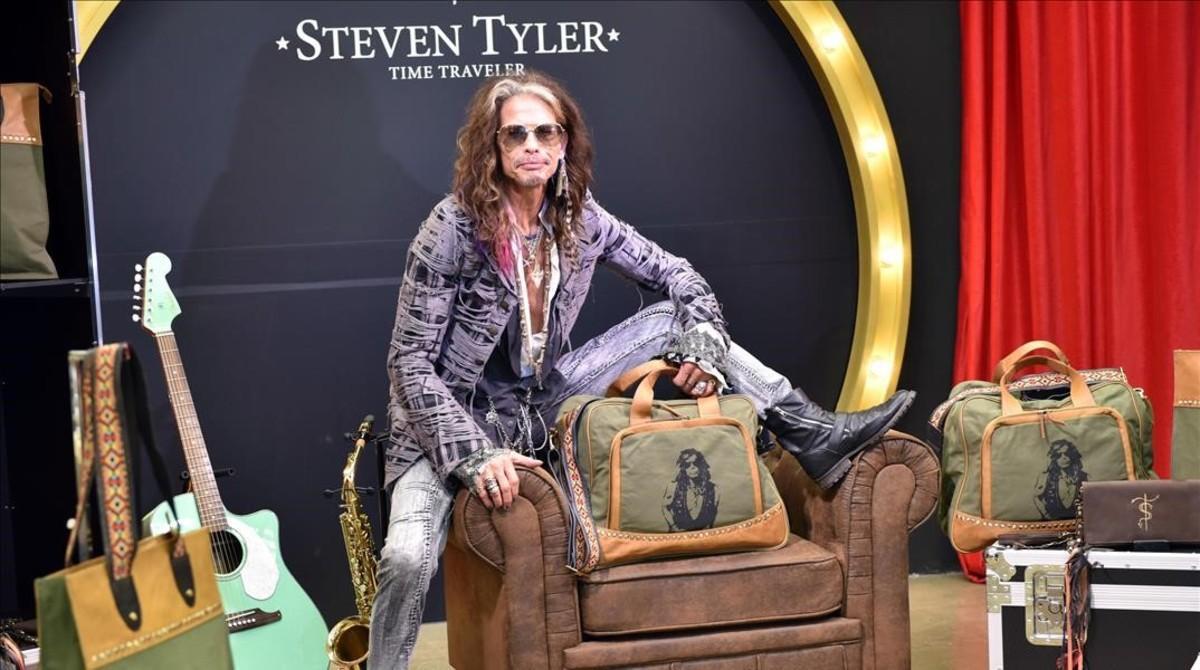 zentauroepp44518129 singer steven tyler during promotion line made by star tim180802193558 zentauroepp44518129 singer steven tyler during promotion line made by star tim180802193558