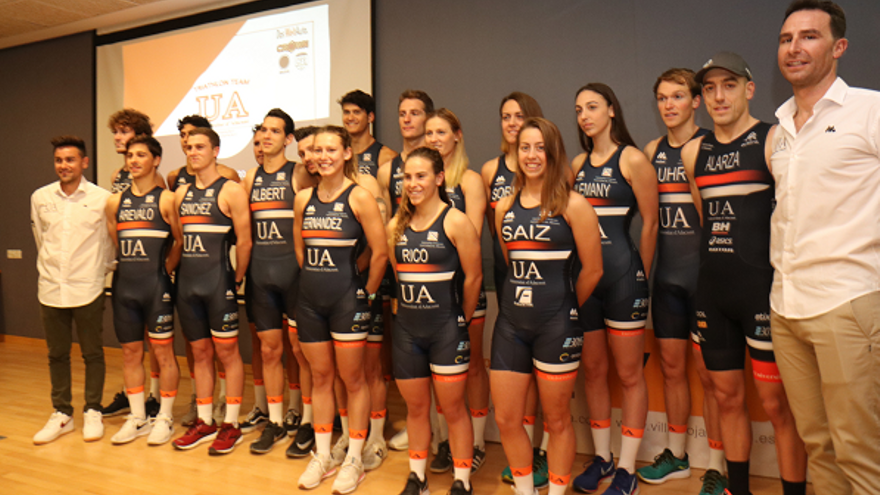 El equipo de la UA de triatlón ofrece sesiones online