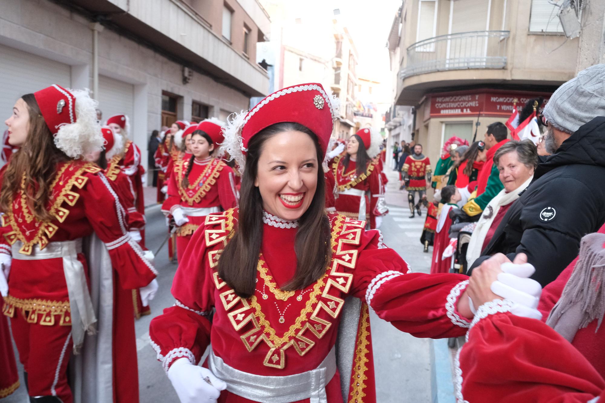 Así ha sido La Entrada en la vuelta de las fiestas de Moros y Cristianos de Sax