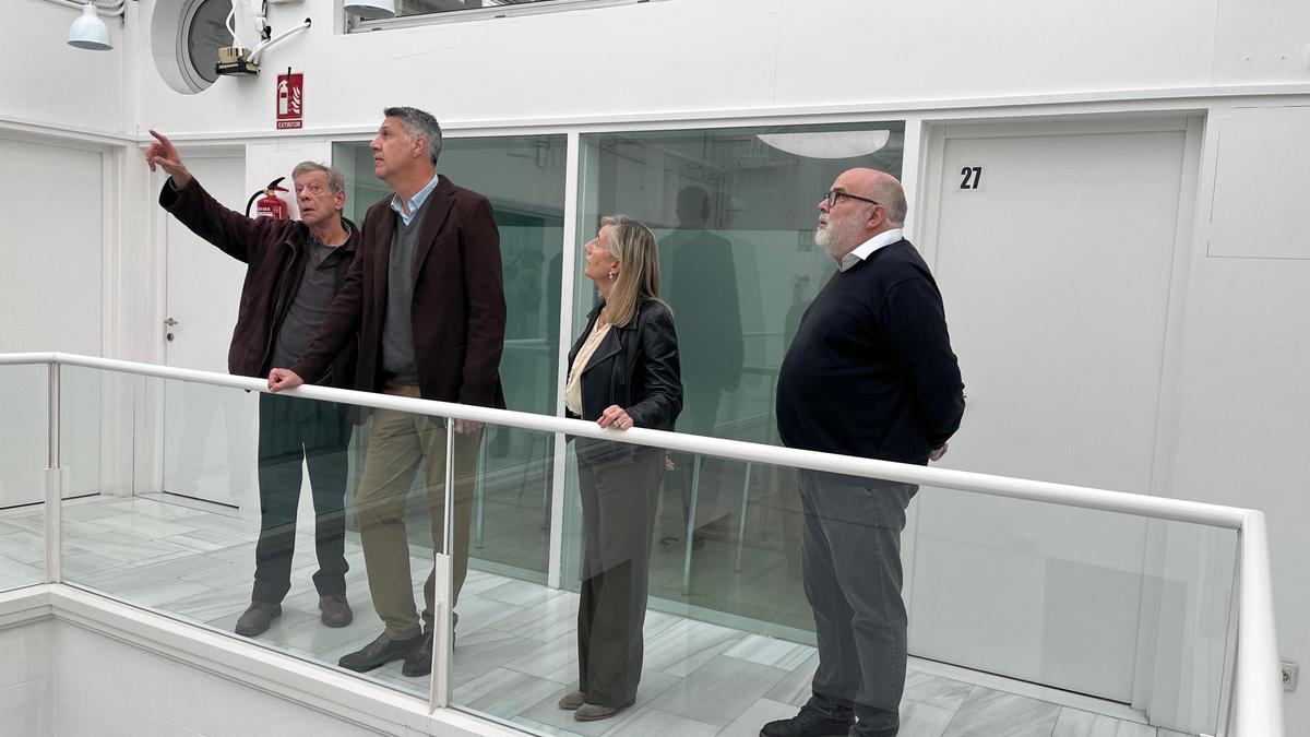 El alcalde de Badalona, Xavier Garcia Albiol, visita las instalaciones del Conservatori de Música municipal, recién reformado