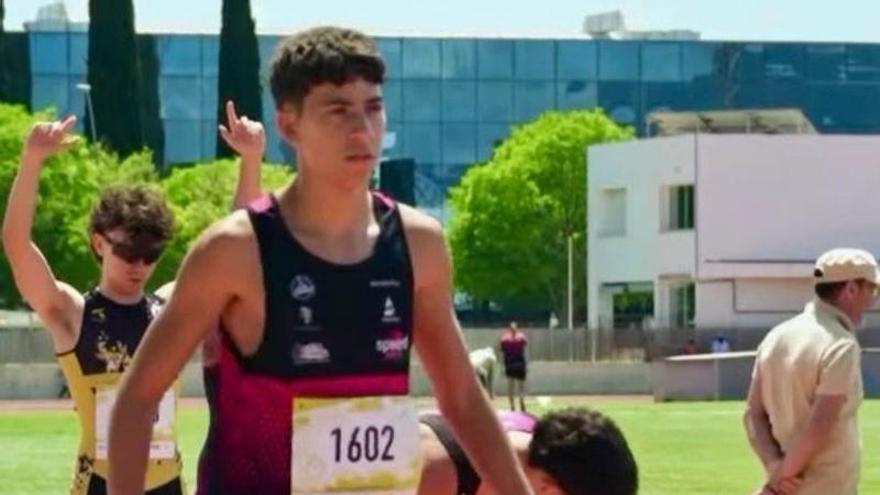 El mallorquín Ismael Ruiz logra la mínima europea Sub18 en 110 vallas