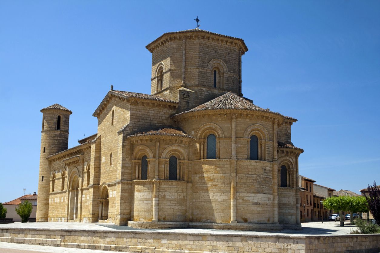 Hoy es una de las obras cumbre del románico en España.