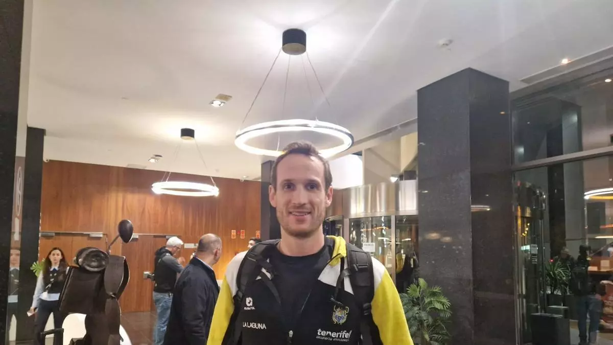 Marcelinho Huertas viaja y busca el milagro para poder jugar con el CB Canarias ante el Baskonia