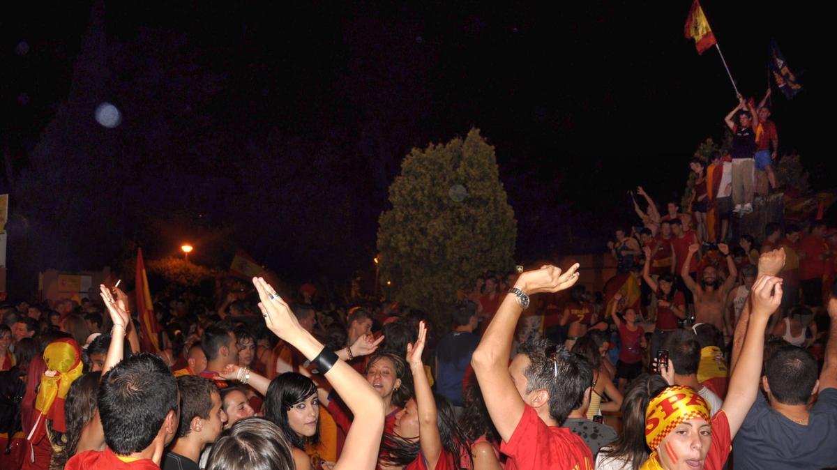 Así celebró Alcalá de Henares el Primer Mundial de Fútbol de España en 2010
