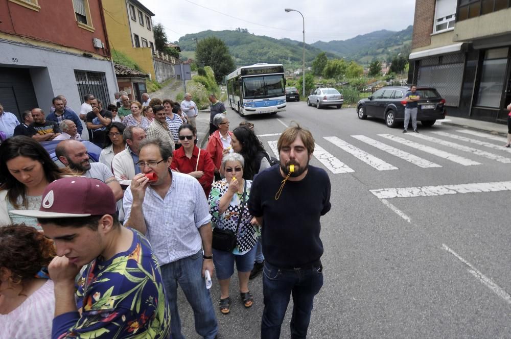 Protesta de vecinos en Figaredo