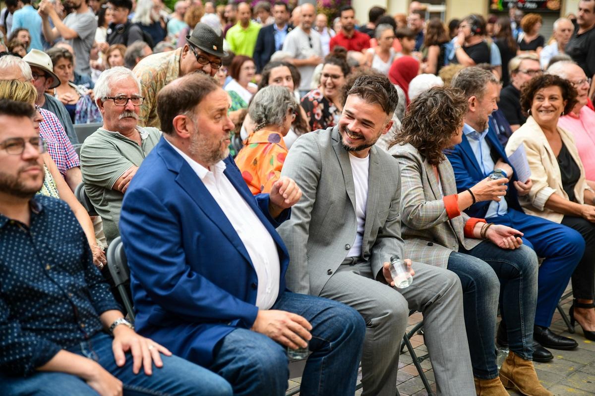 ERC crida a frenar una victòria socialista a Catalunya: «Seria una humiliació nacional» ERC crida a frenar una victòria socialista a Catalunya: «Seria una humiliació nacional»