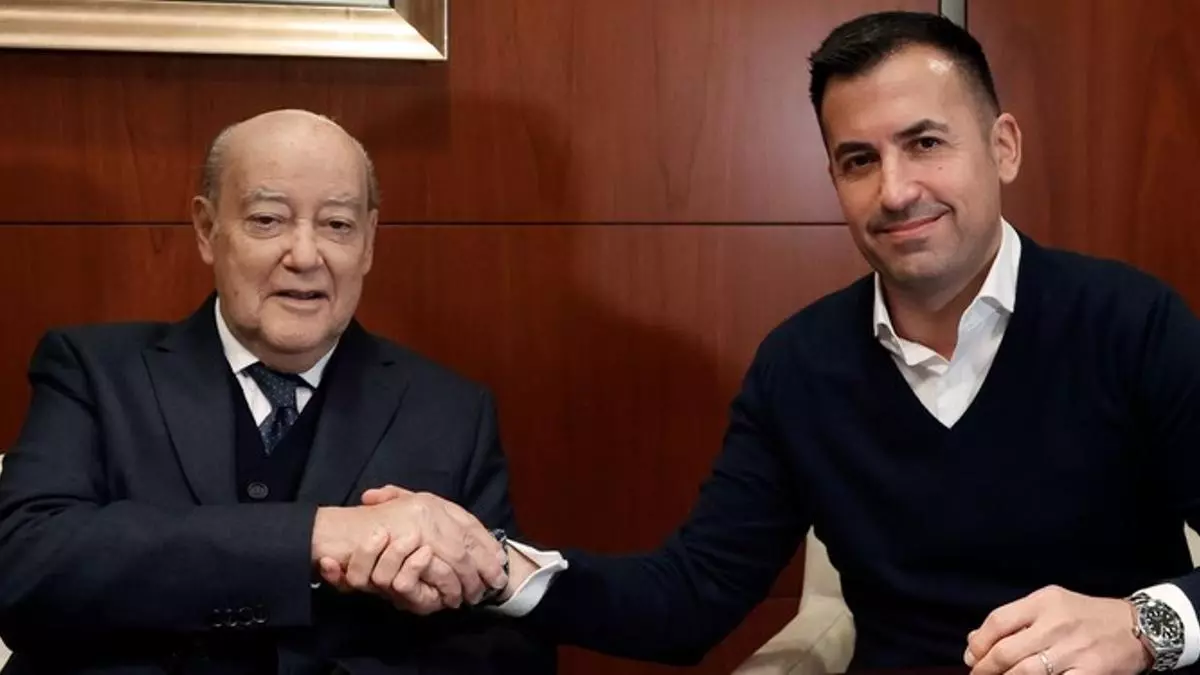 Ricardo Ares apunta al banquillo del Bar?a