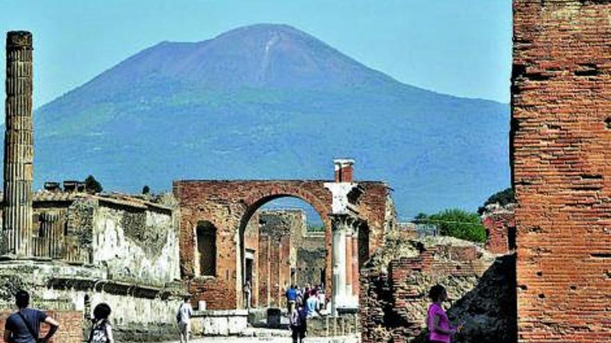 Restos de la ciudad de Pompeya, destruida durante la erupción del Vesubio.