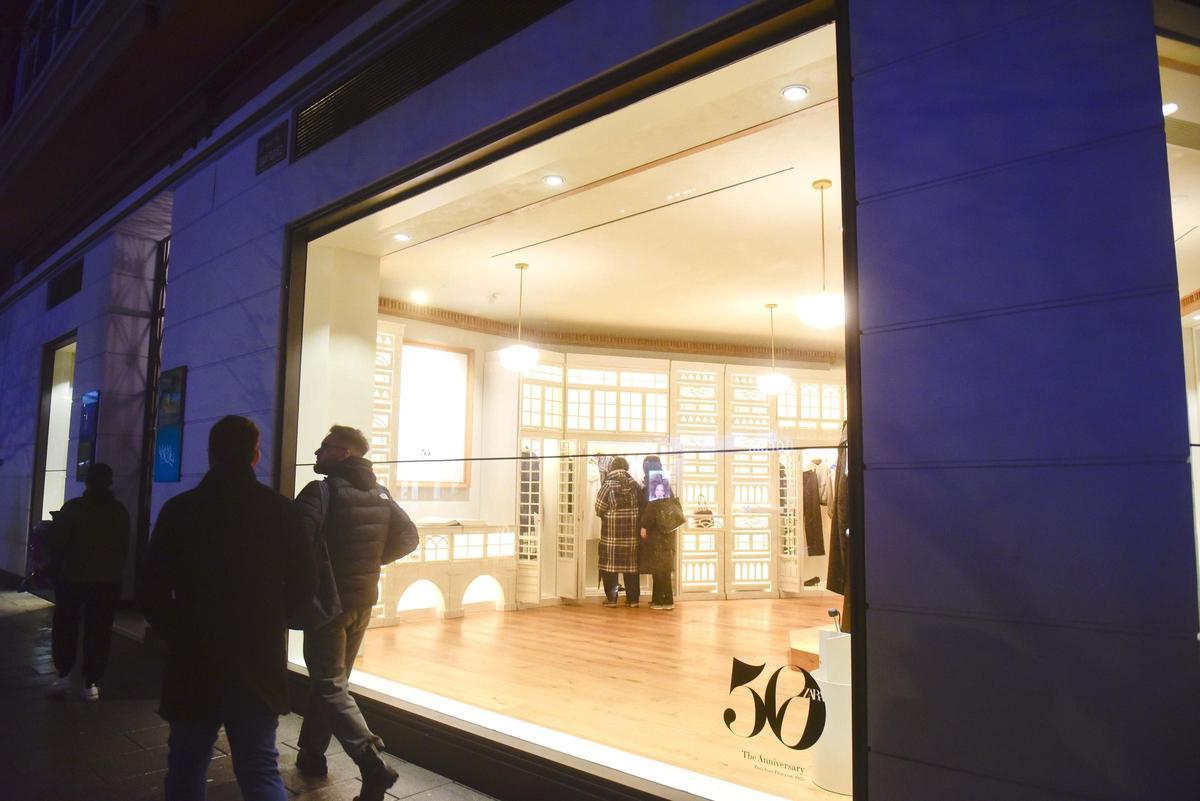 La primera tienda de Zara en Juan Flórez da su adiós definitivo