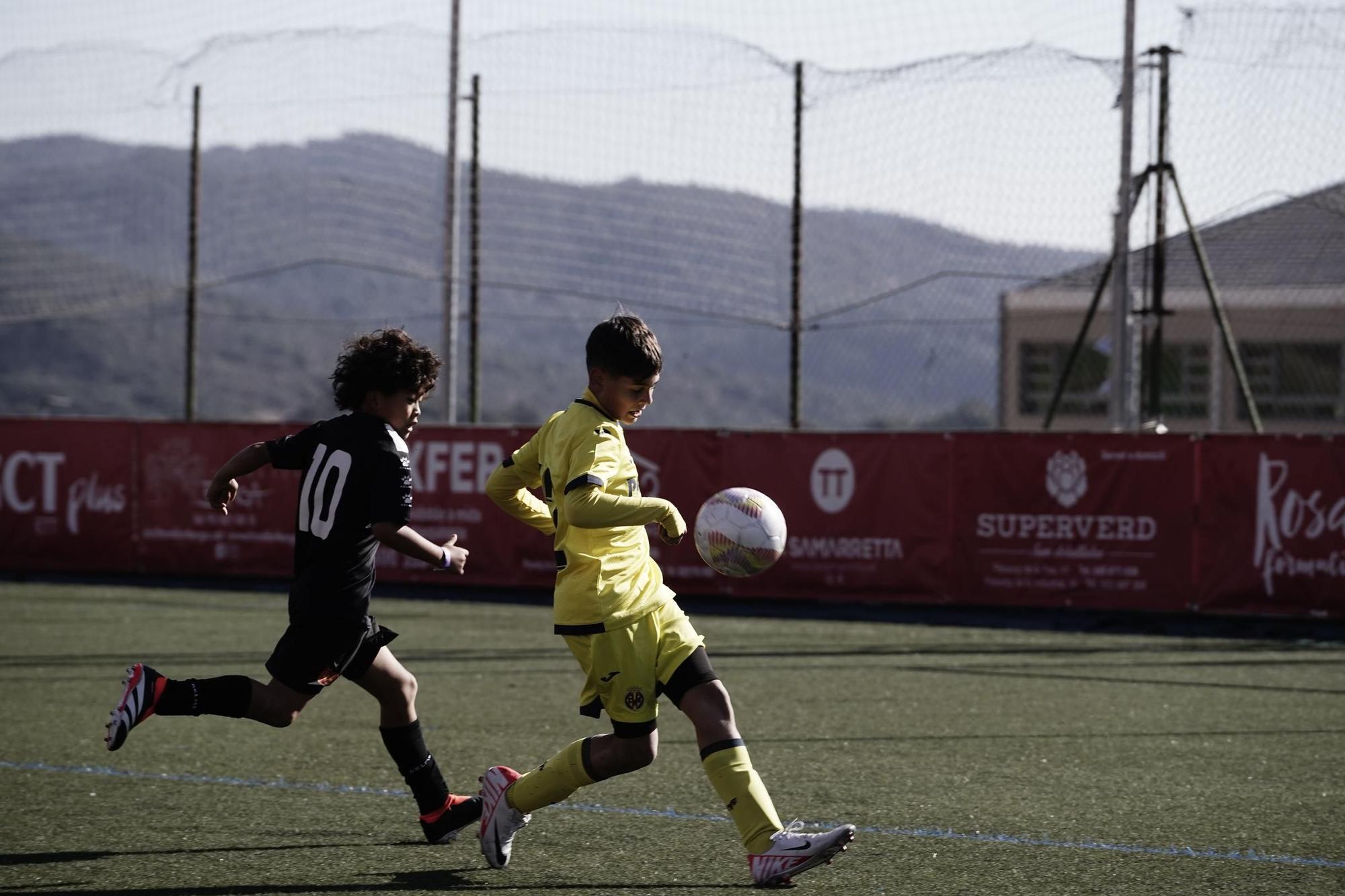 Imatges de la desena edició del torneig Ciutat de Berga de futbol-7 benjamí