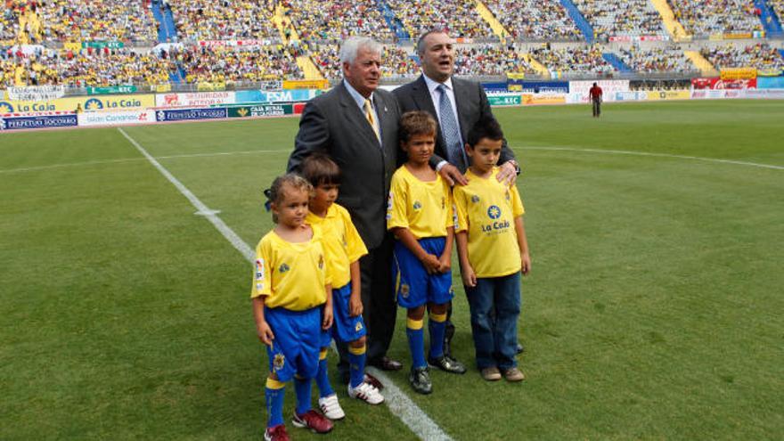 Armando, Javier y su sobrinonieto Diego en el año 2010.