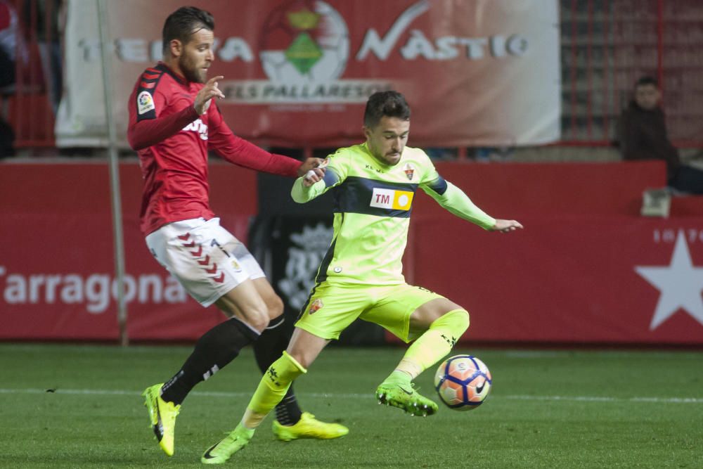 Espectacular primera parte franjiverde y goles de Fabián, Djetei en propia puerta y Nino