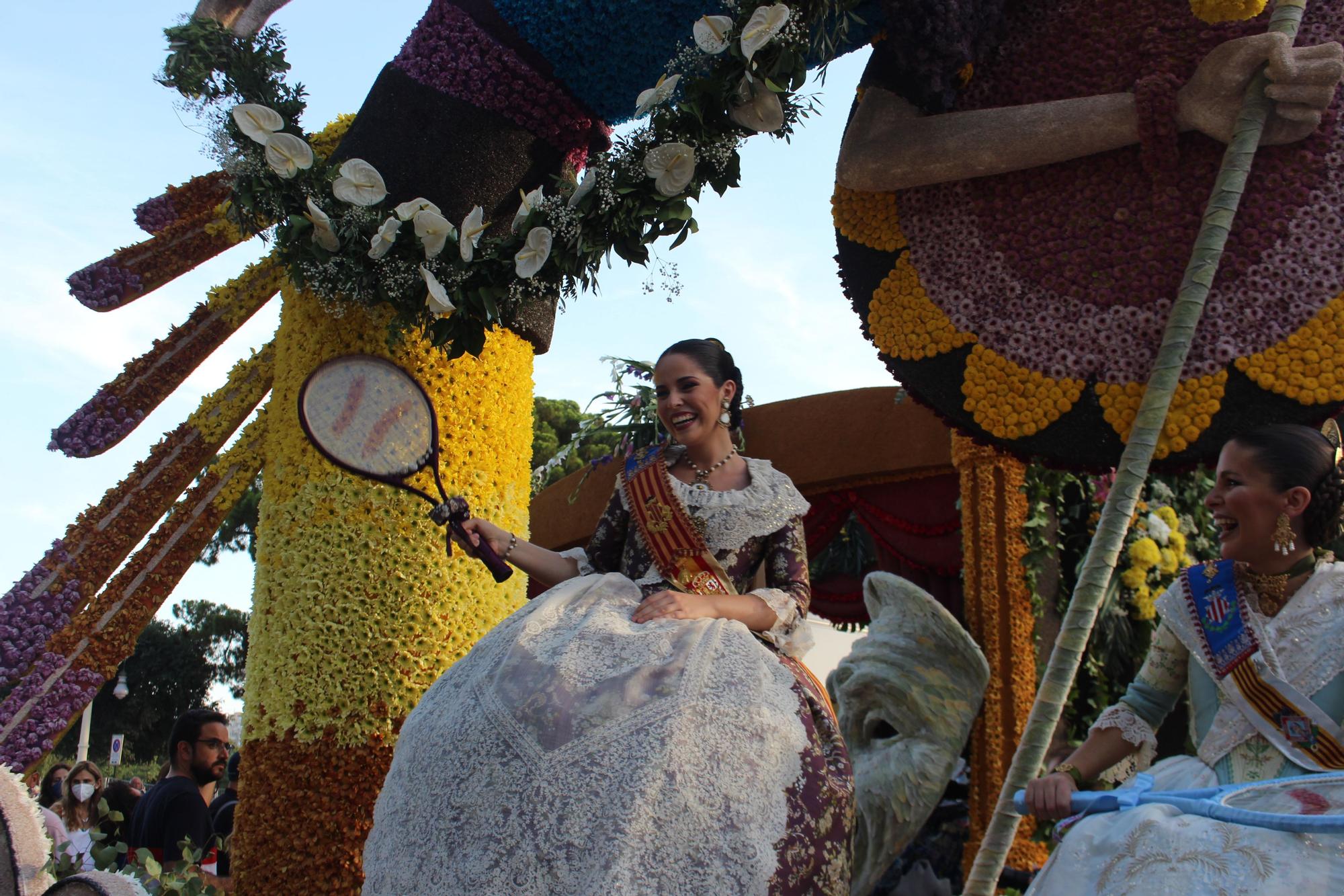 Fin de Feria para Carmen, Nerea y las cortes 2022 en la Batalla de Flores