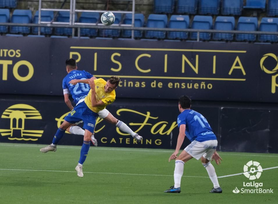 Fútbol: Así ha sido el Cádiz-Real Oviedo