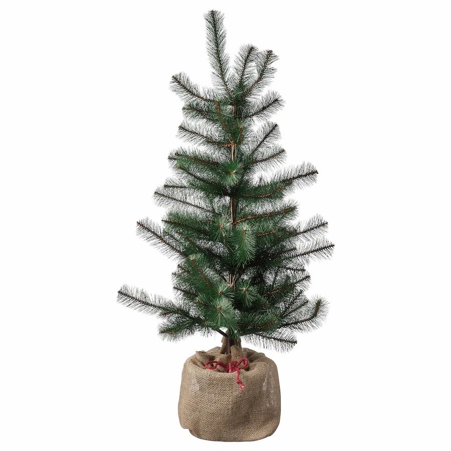 Árbol de Navidad Ikea | En lugar de un árbol, puedes optar por una planta