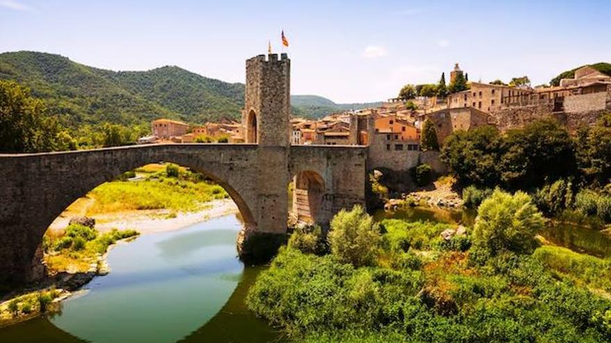 Nueva ruta aérea en Mallorca: Volotea conecta Palma con esta histórica ciudad francesa