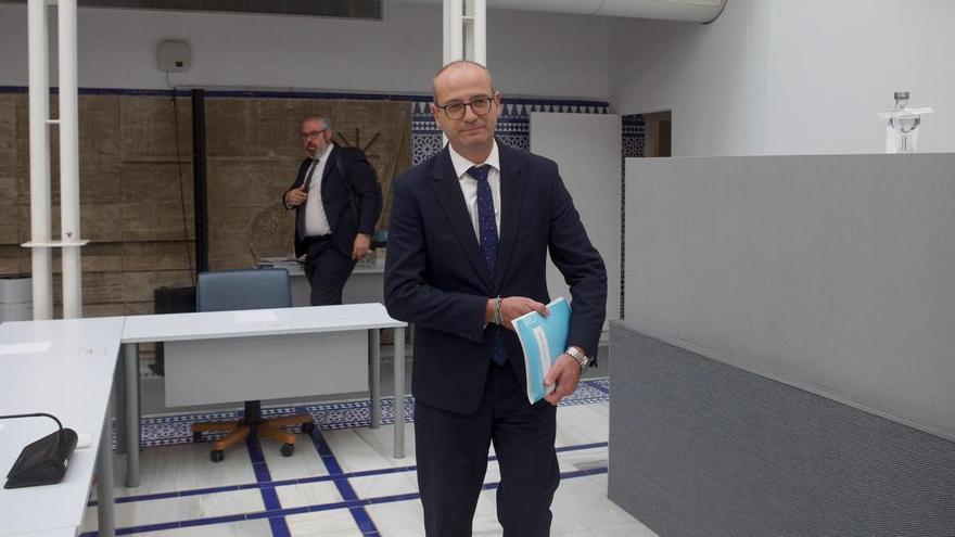 El Gobierno regional anuncia una nueva oferta de empleo público para profesores en 2026 y 2027