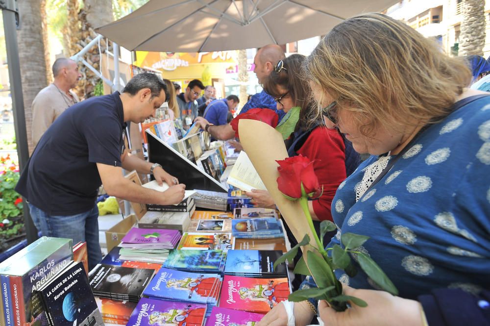 La Glorieta acoge la celebración del Día del Libro