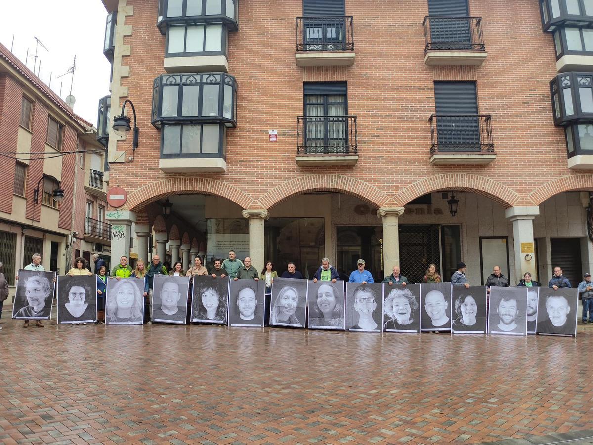 GALERÍA | Benavente da la cara por la salud mental