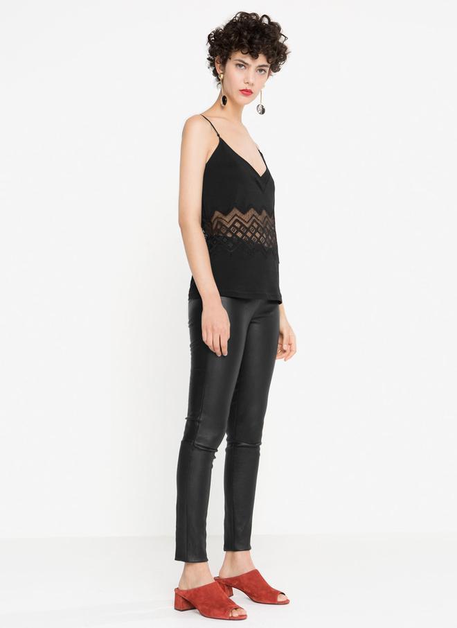 Rebajas Uterqüe: top negro con puntilla