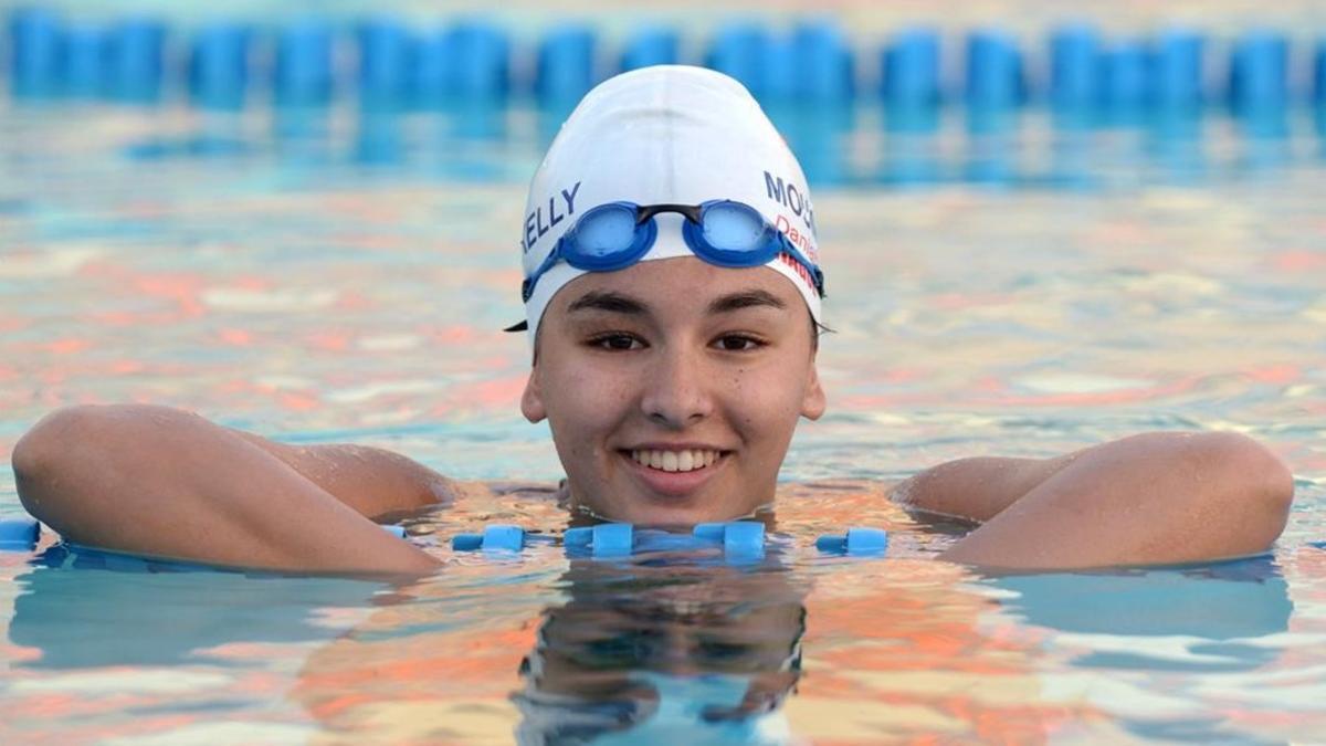 Daniah Hagul, nadadora libia de 17 años, en la piscina nacional Msida en Malta, el 15 de julio del 2016.