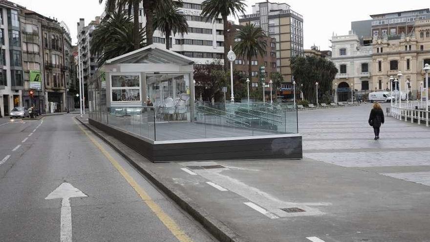 El entorno del Muelle de Oriente y los Jardines de la Reina, con la terraza.