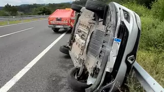 Evacuado al Hospital de A Coruña tras un accidente en Abegondo