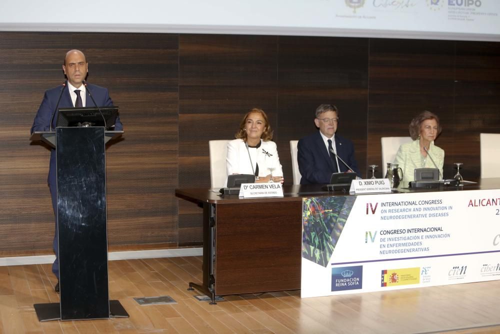 La reina Sofía preside el IV Congreso Internacional de Enfermedades Neurodegeneratiavas en Alicante