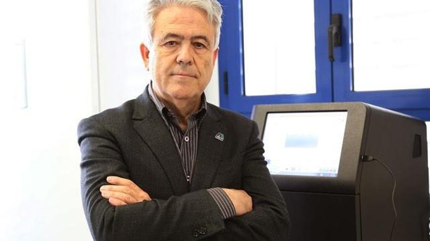 El oncólogo Emilio Alba inaugura un ciclo de conferencias en el Vincci Posada del Patio
