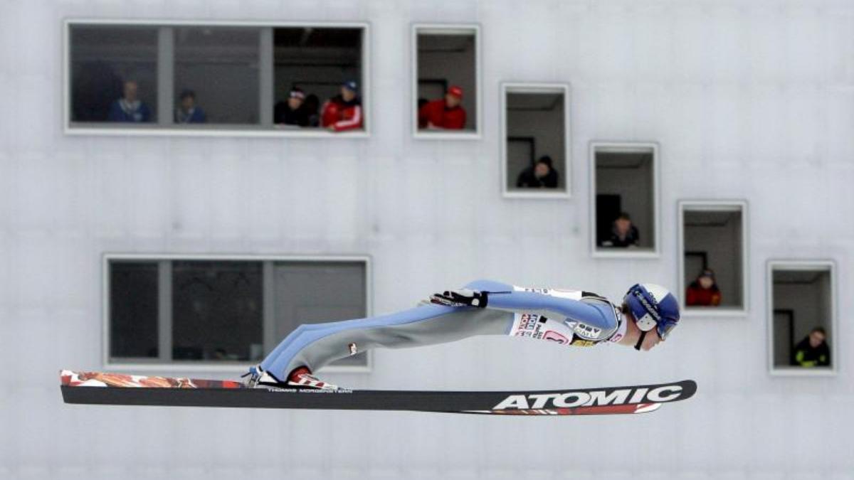 Un saltador, durante los ensayos en Garmisch