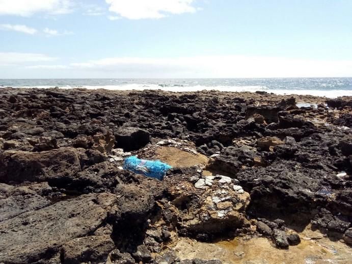 Hallado un fardo de hachís en la costa de Fuerteventura