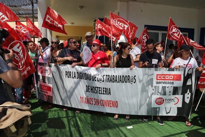 Protesta del sector de la hostelería en La Manga