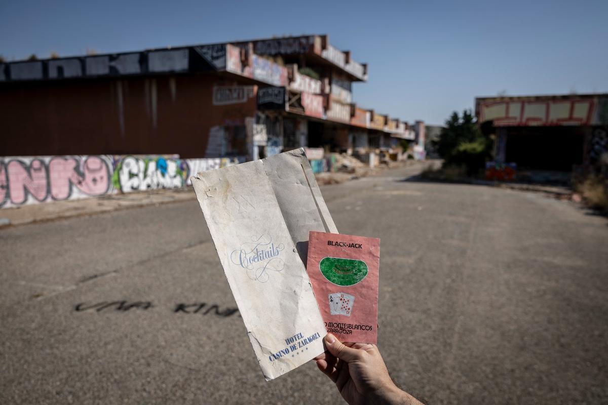 El fin de unas ruinas emblemáticas: Alfajarín despeja el camino para el derribo del casino de Montesblancos