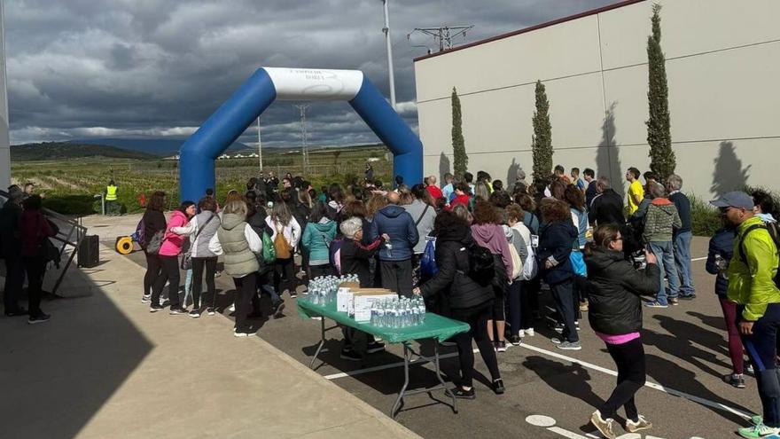 La carrera recaudó 2.200€ que se destinarán a la Fundación Vicki Bernadet. | SERVICIO ESPECIAL