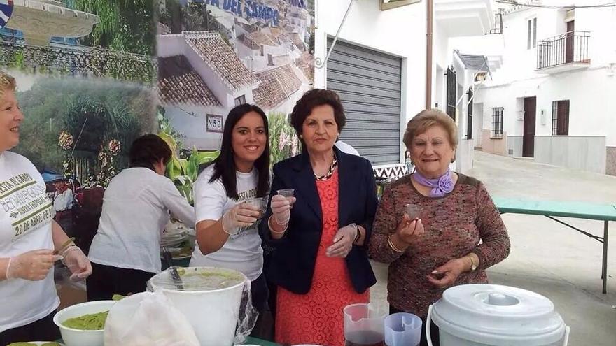 Imagen de un expositor de degustación en la Fiesta del Campo de Benamargosa.