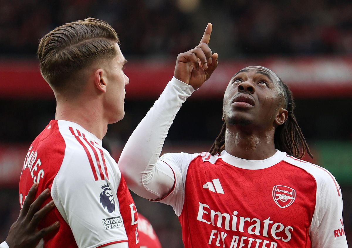 Eze celebrates his goal against Crystal Palace