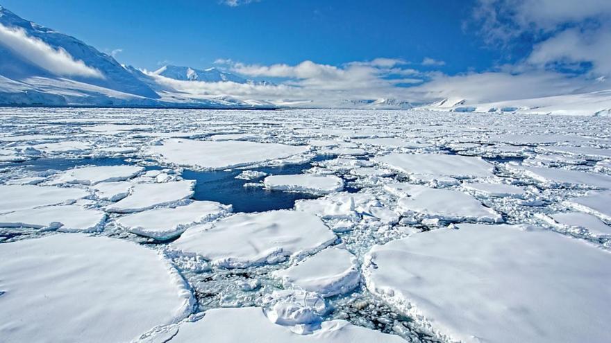 Científicos chinos descubren 46 lagos subglaciales en la Antártida