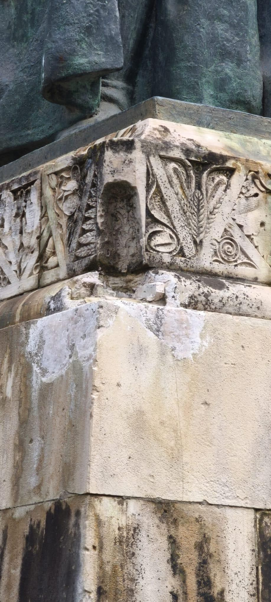 Las palomas en Gabriel y Galán