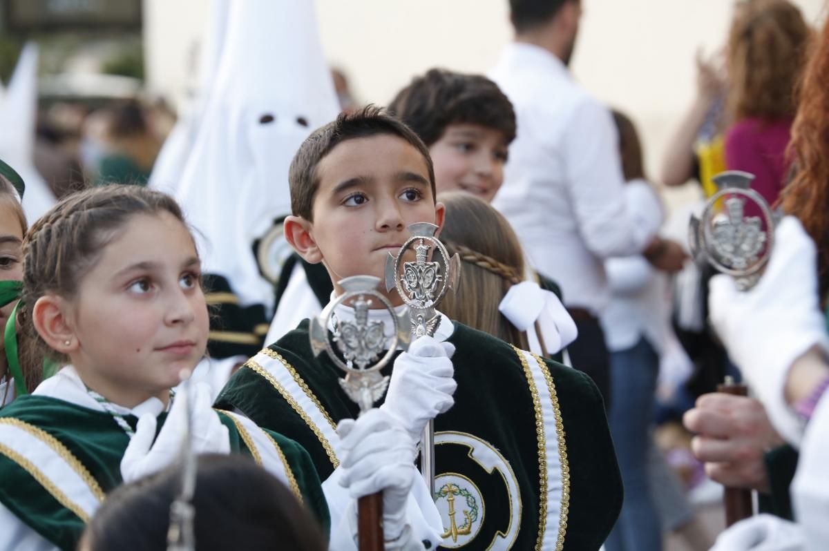La hermandad de la Paz ha enseñado a Córdoba el volumen de su devoción y fe