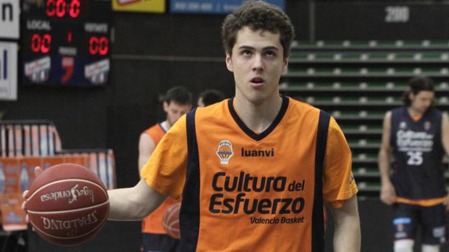 Pérez, en  el Mundial Sub-19 y el Eurobasket Sub-18