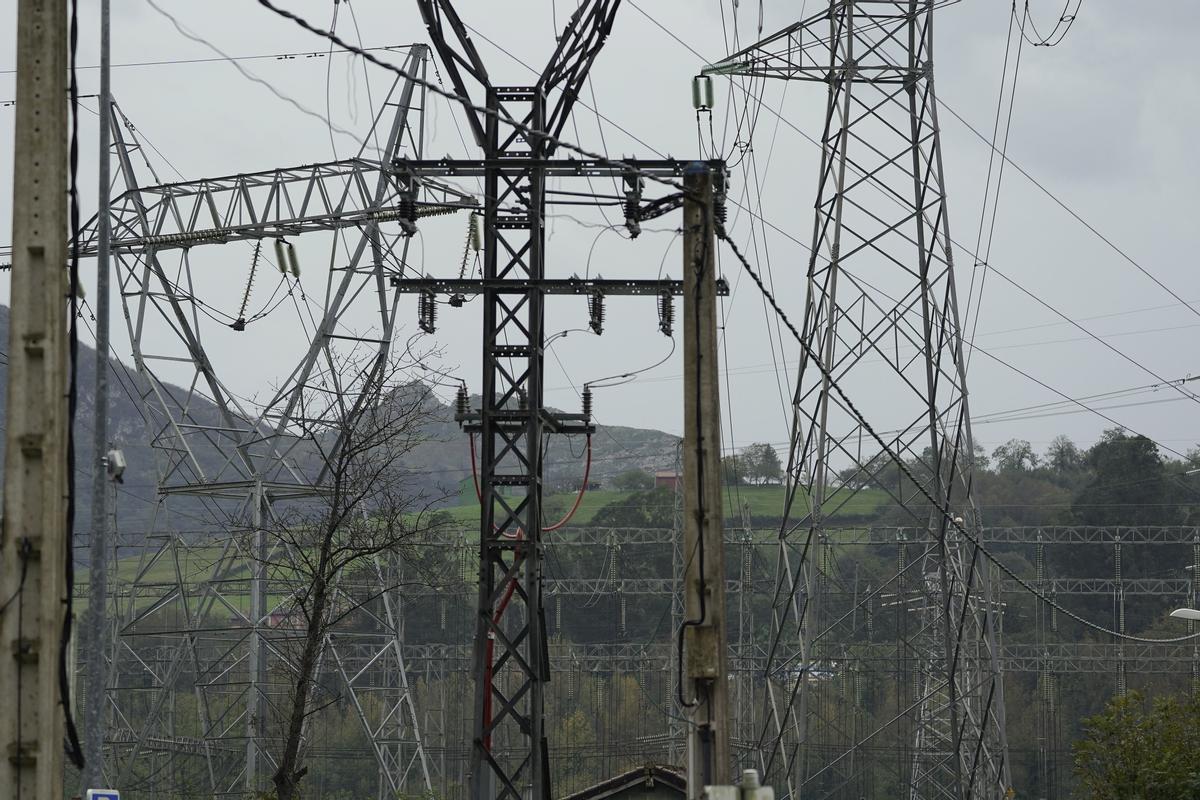 El preu de la llum cau al novembre al seu nivell més baix des de l’agost del 2021