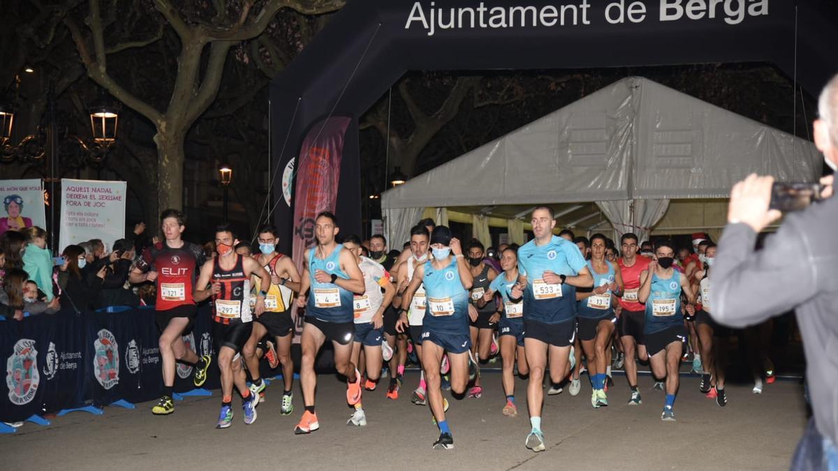 El moment de la sortida de la cursa, al Passeig de la Indústria de Berga