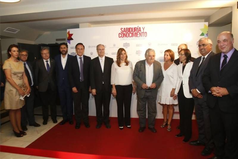 GALERÍA DE FOTOS / José Mujica, en Córdoba