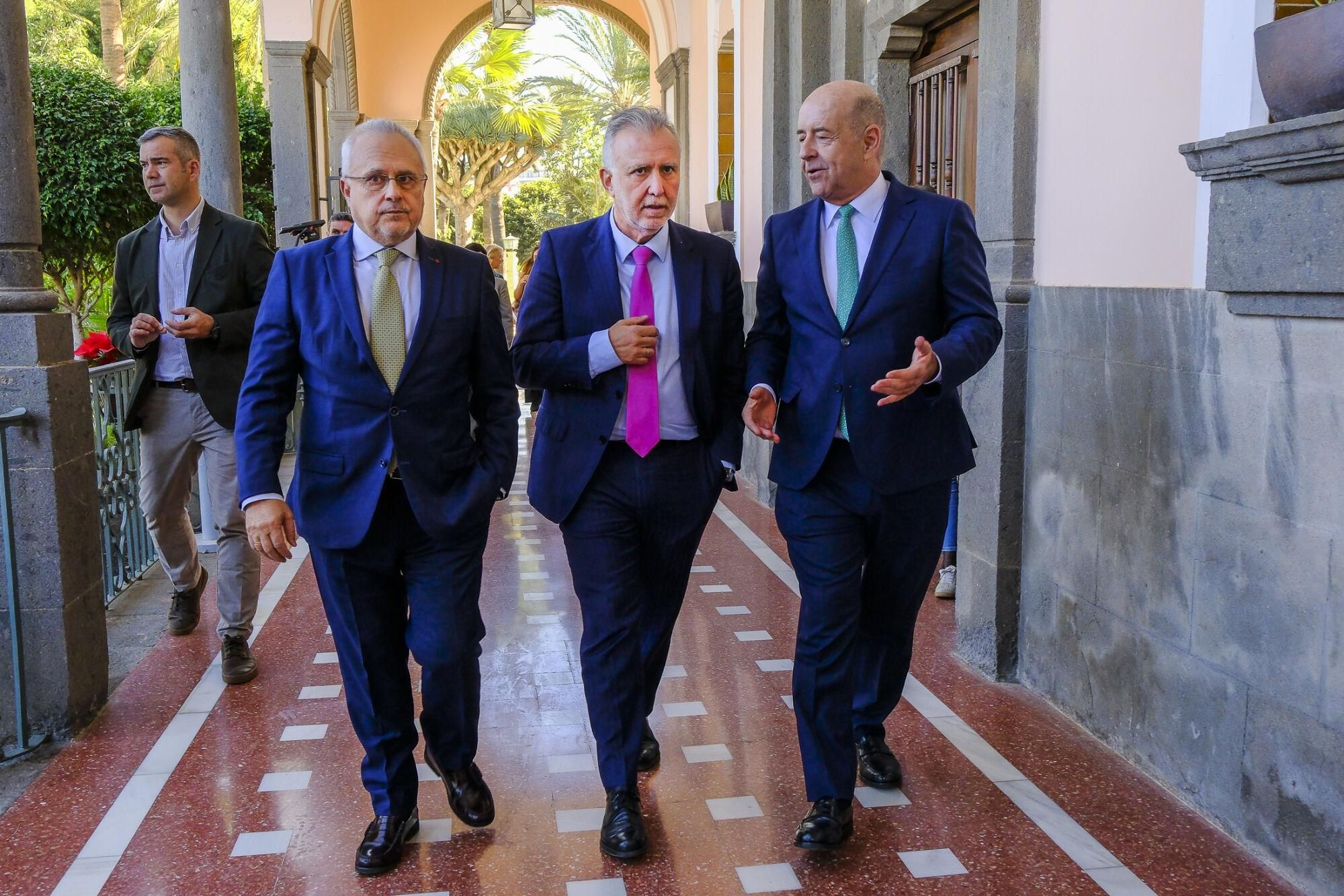 Comida navideña de la Confederación Canaria de Empresarios (CCE) en Las Palmas de Gran Canaria